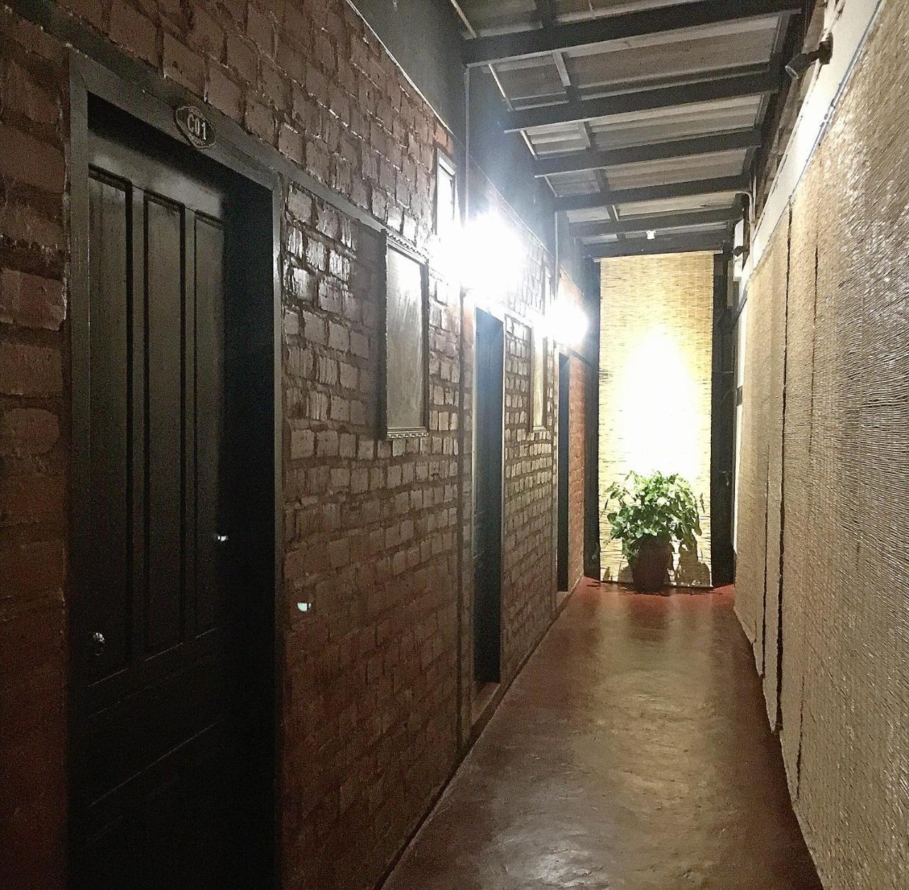 Mao Phasok Riverside Guesthouse Luang Prabang Dış mekan fotoğraf