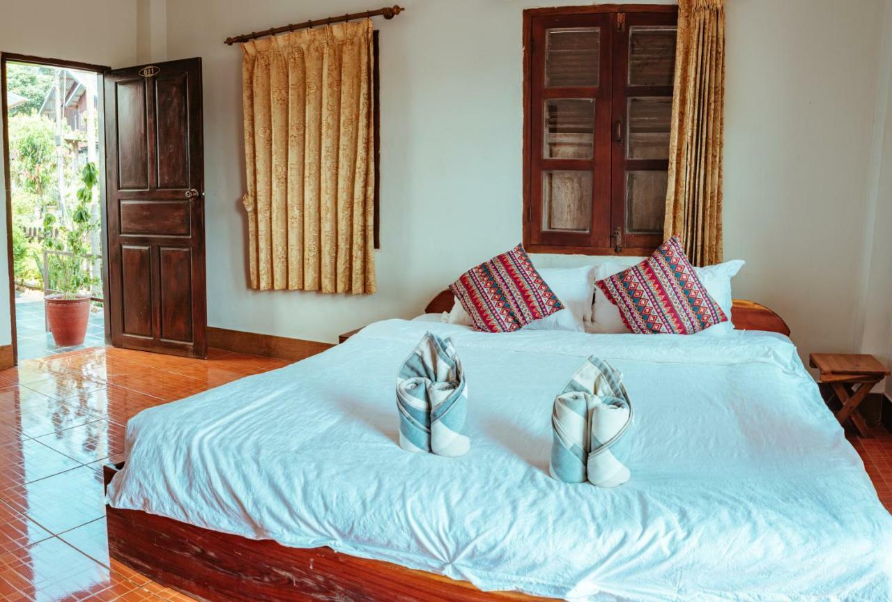 Mao Phasok Riverside Guesthouse Luang Prabang Dış mekan fotoğraf