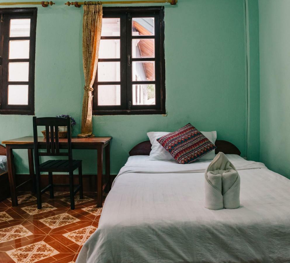 Mao Phasok Riverside Guesthouse Luang Prabang Dış mekan fotoğraf